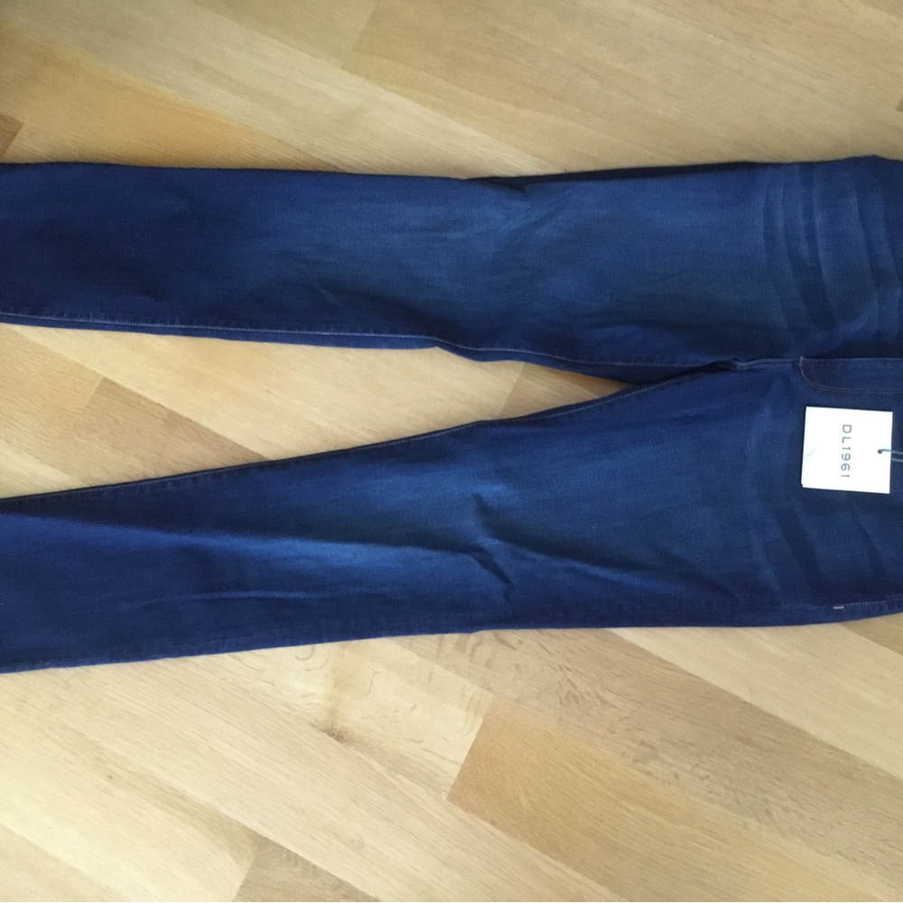 New DL1961 jeans. DL1961, Mid-Rise Curvy Straight